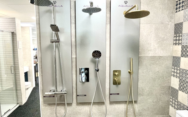 VU Bathrooms Whiteley 03 - Aqualla Showers